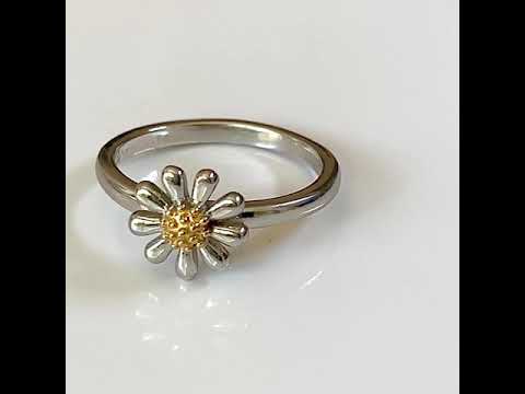 Larger Silver Daisy Ring 10mm